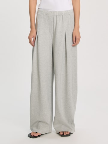 EDITED - Pierna ancha Pantalón 'Tiana' en gris: frente