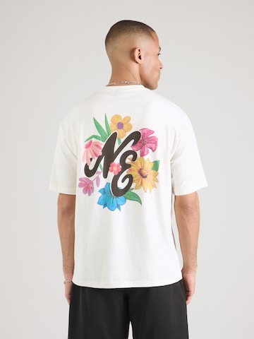 Tricou de la NEW ERA pe alb: față