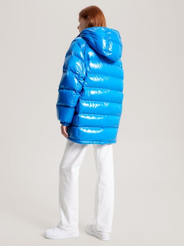 TOMMY HILFIGER Winterjacke in Blau