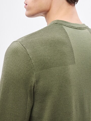 BOSS Πουλόβερ 'Momentum-X' σε πράσινο