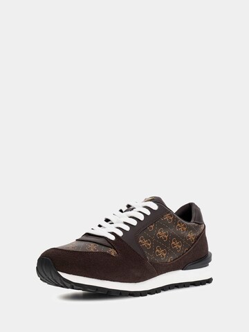 GUESS Sneaker 'Arona' in Braun
