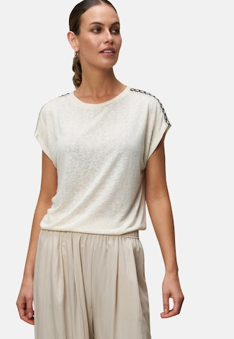 zero Shirt in White: front