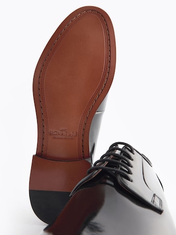 Next - Sapato com atacadores em preto