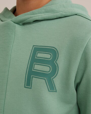 WE Fashion Sweatshirt in Green