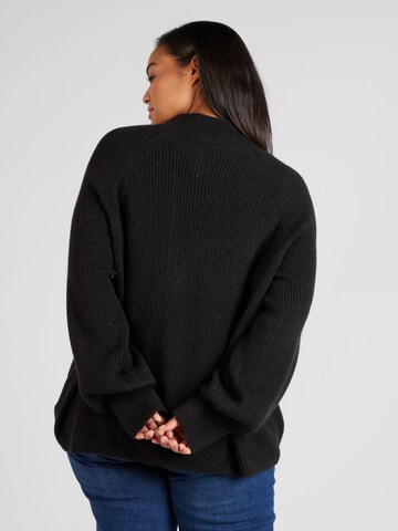 Pullover di Tommy Jeans Curve in nero