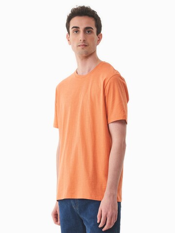 Organication T-Shirt in Orange