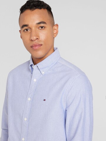 Regular fit Camicia 'HERITAGE' di TOMMY HILFIGER in blu