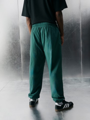 Tapered Pantaloni 'Enzo' di FCBM in verde