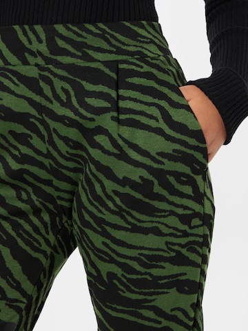 Skinny Pantaloni con pieghe 'KATE' di ICHI in verde