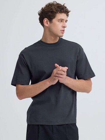 Casual Friday - Camiseta 'CFEkberg' en azul: frente