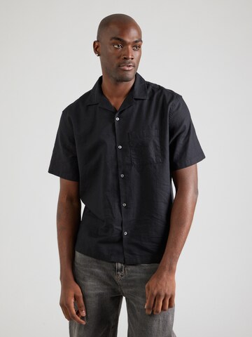 GAP Comfort fit Koszula w kolorze czarny: przód
