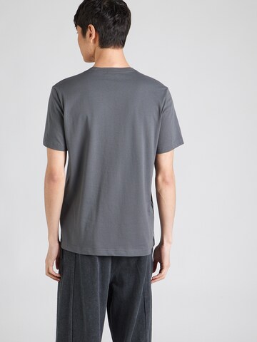 Champion Authentic Athletic Apparel Tričko – šedá