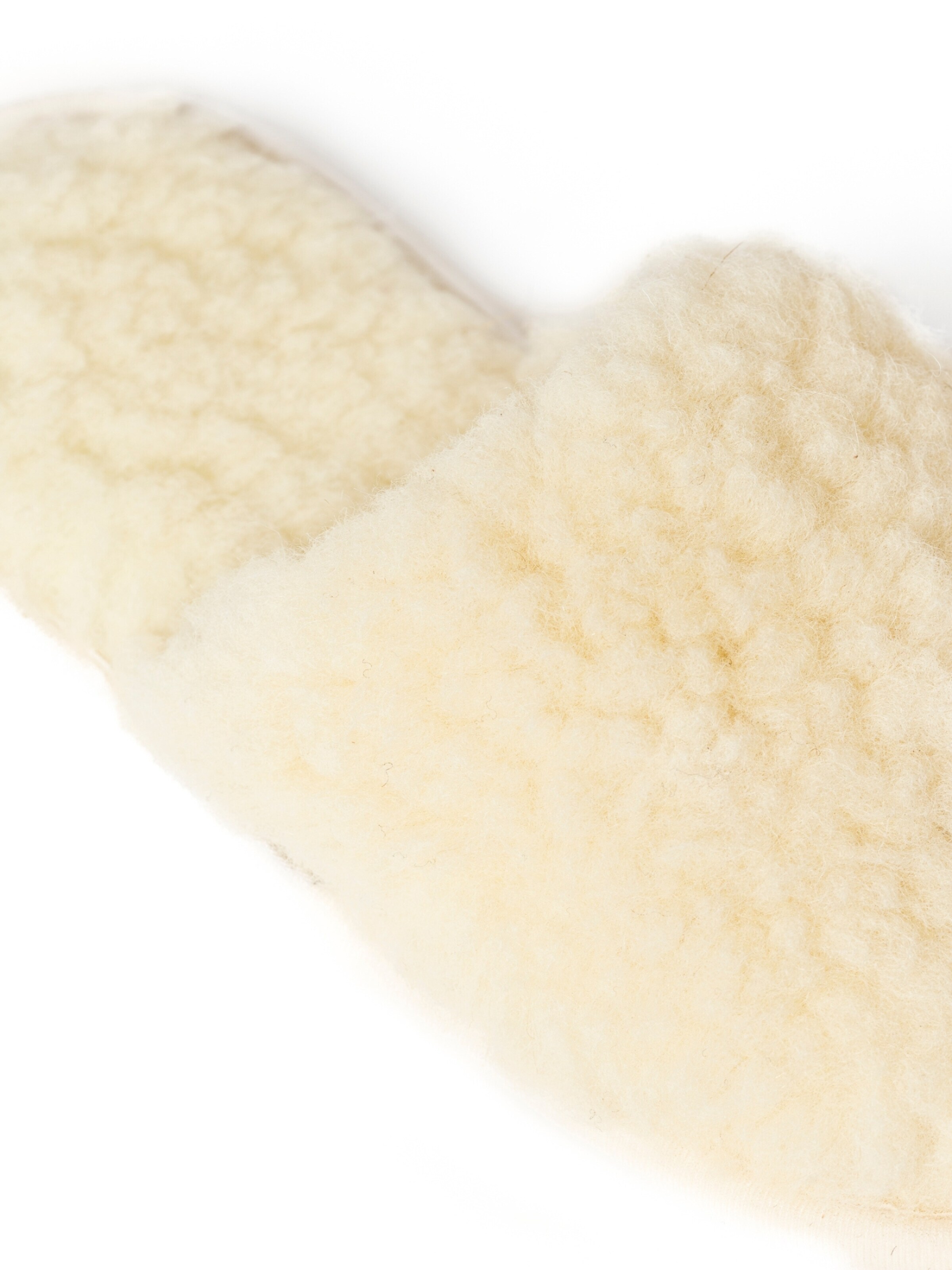 Gottstein Slippers 'Curly Wool Curly Wool' in White
