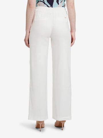 Loosefit Pantaloni di Betty & Co in bianco