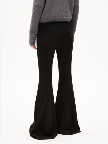 ARMEDANGELS Regular Stoffhose ' FIARAA ' in Schwarz