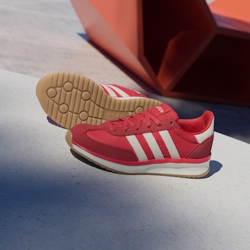 ADIDAS SPORTSWEAR - Sapatilhas baixas 'Run 70s' em vermelho