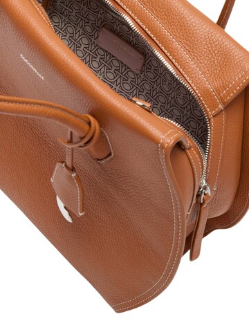 Borsa a mano 'Coccinelle Lord 4' di Coccinelle in marrone