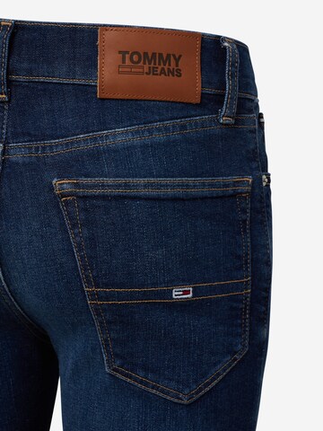 Tommy Jeans Normální Džíny 'SIMON' – modrá