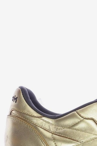 Reebok Sneaker 44 in Gold