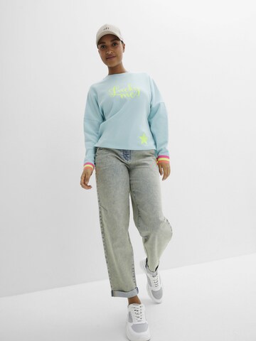 bonprix Sweatshirt in Blau