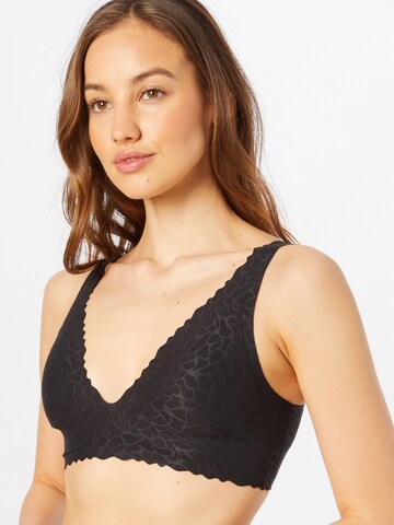 SLOGGI Bustier Rintaliivi 'Zero Feel Lace 2.0' värissä musta: edessä