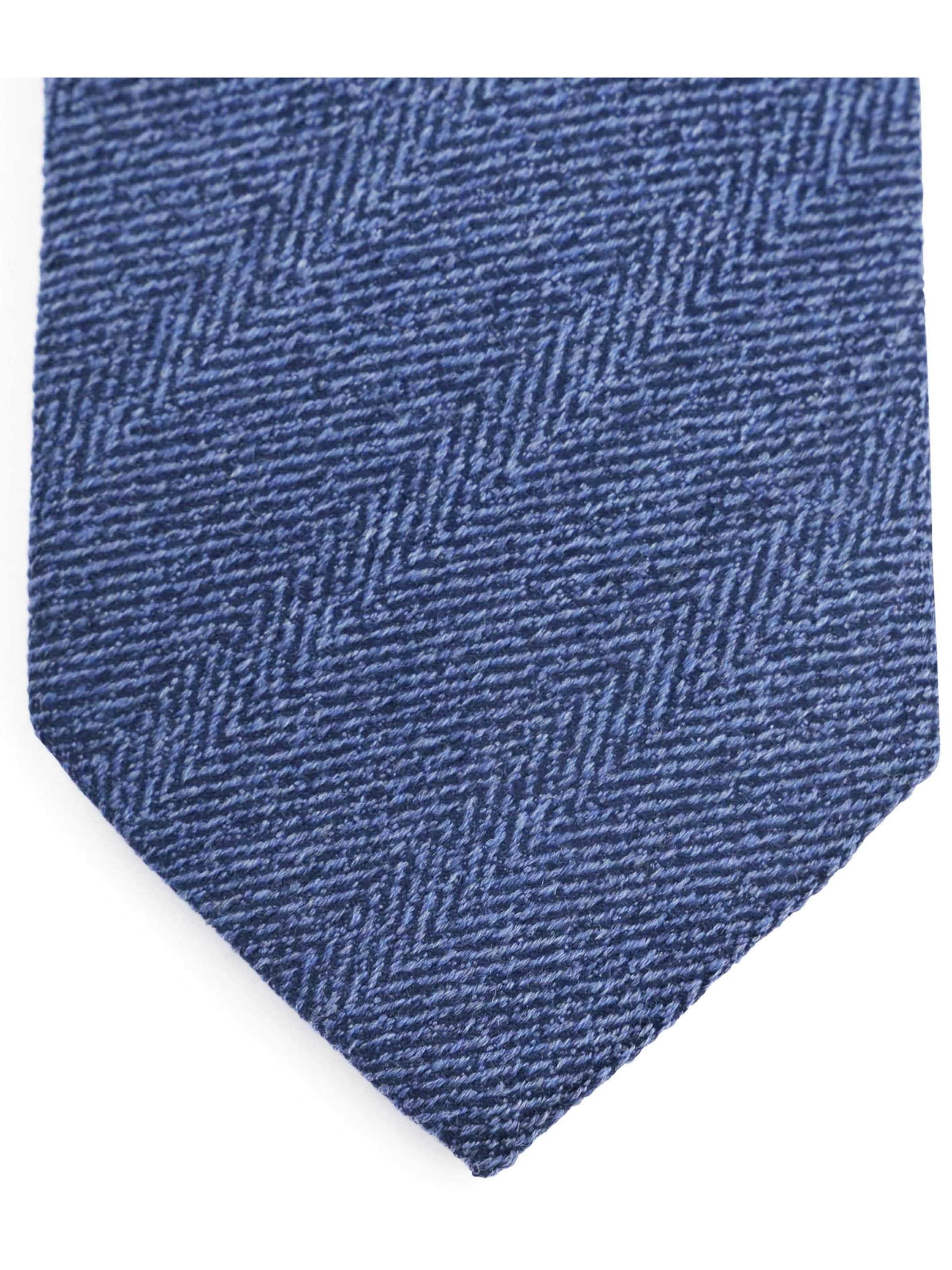 Suitable Tie in Blue