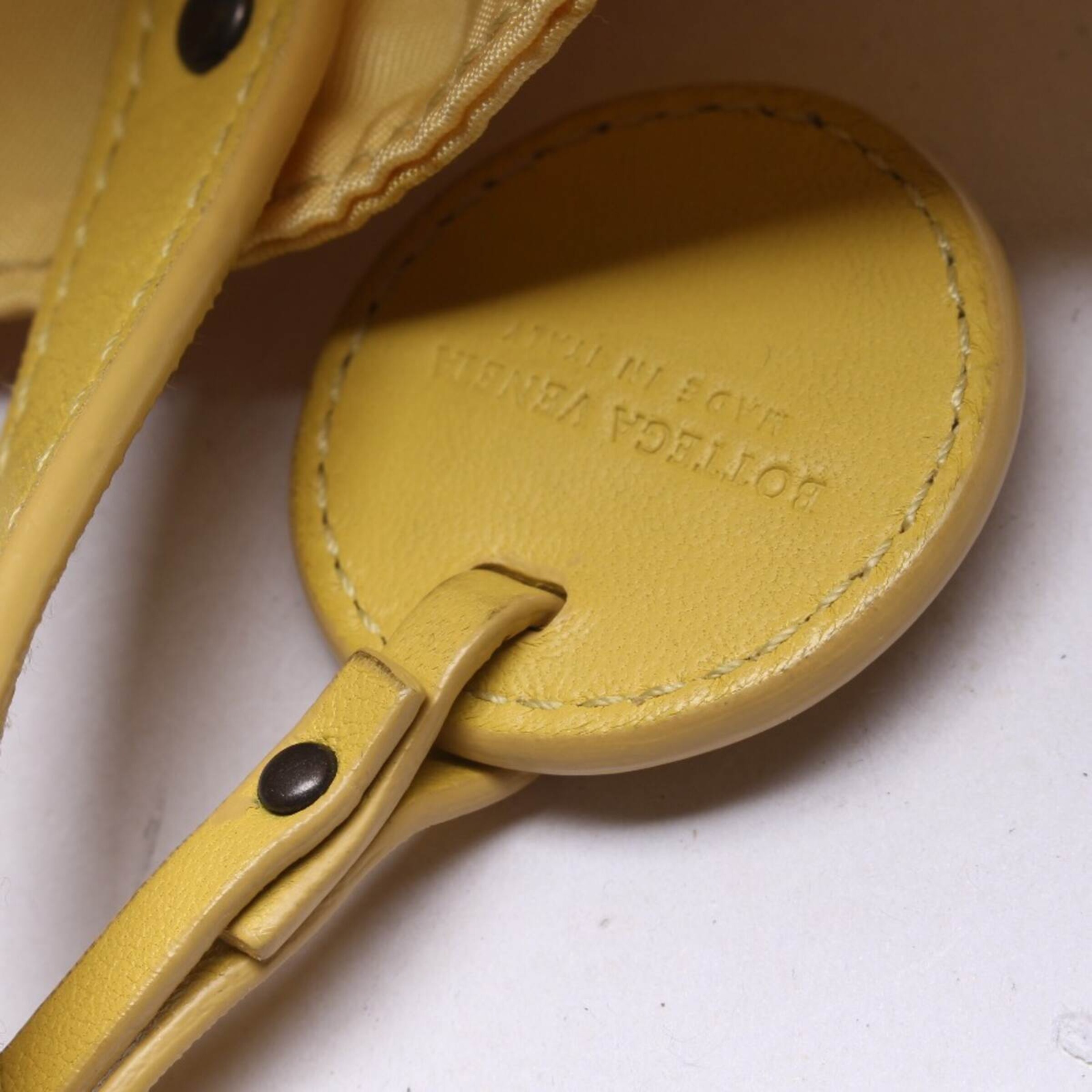 Bottega Veneta Shopper One Size in Gelb