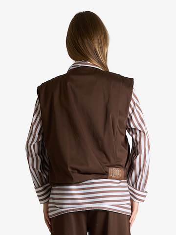 Gilet di Jijil in marrone
