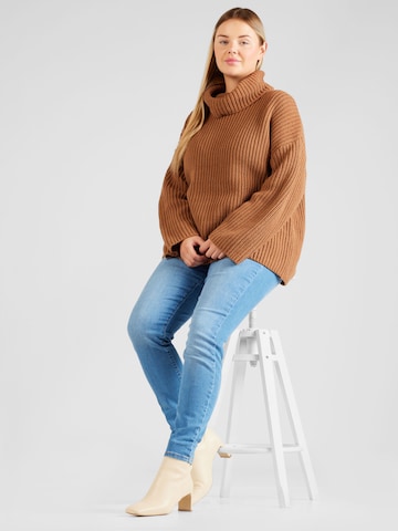 Selected Femme Curve Pullover 'SELMA SEFIKA' in Braun