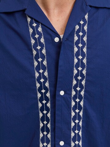 JACK & JONES Comfort fit Button Up Shirt in Blue