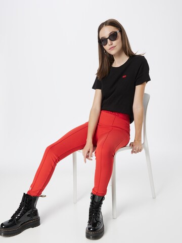 HUGO Red - Camiseta 'Classic' en negro