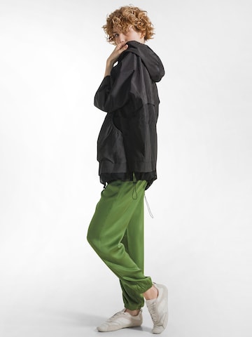 DEHA Between-season jacket in Black