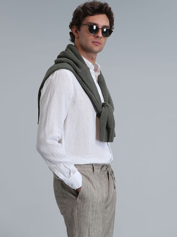 Fit confort Chemise Lufian en blanc
