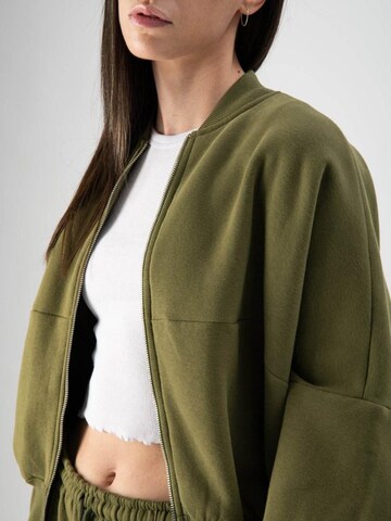 MND Joggingpak in Groen