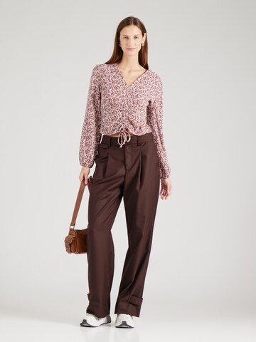 Maglietta 'Danai' di ABOUT YOU in marrone