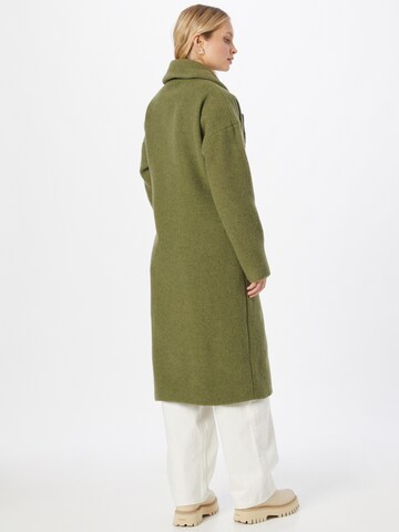 KAN Between-Seasons Coat in Green