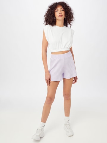 WEARKND Regular Shorts 'Elisa' in Lila