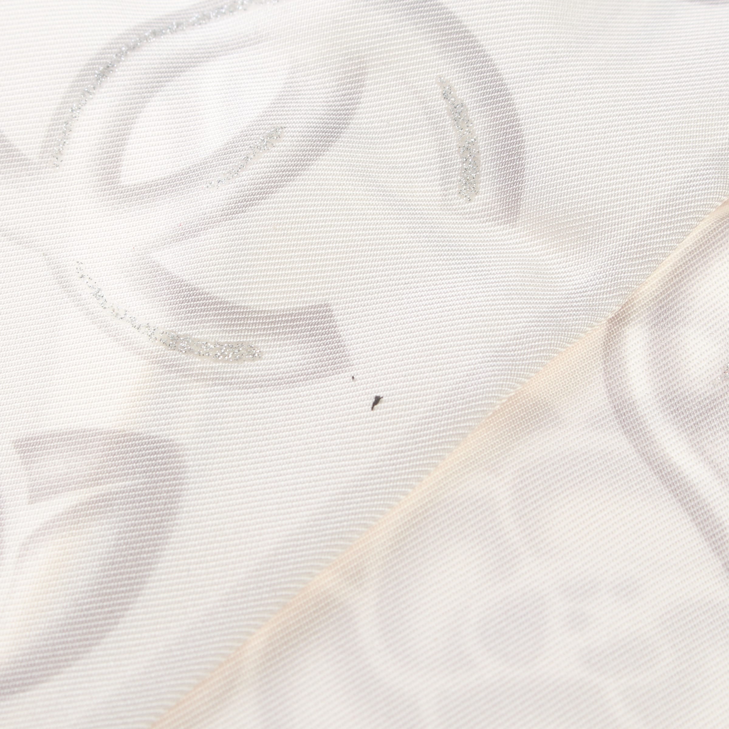 CHANEL Scarf & Wrap in One size in Grey