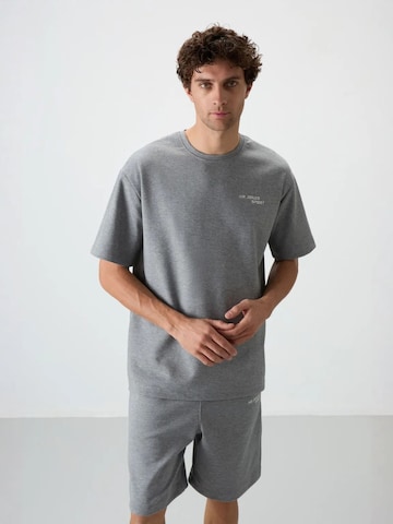 Survêtements Tommy Life en gris