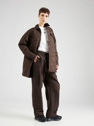 Loosefit Pantaloni cargo di Nike Sportswear in marrone