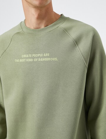 Koton Sweatshirt in Groen