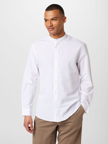 SELECTED HOMME Regular fit Button Up Shirt in White: front