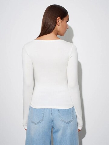 Dilvin Shirt in White