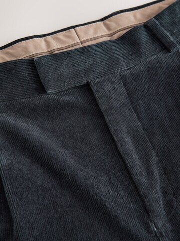 Next Slimfit Hose in Schwarz