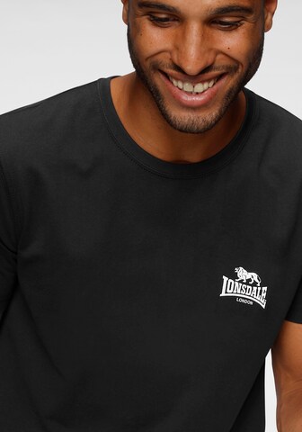 LONSDALE Футболка в Черный