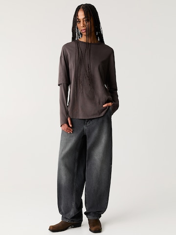 Pull&Bear Shirt in Grey