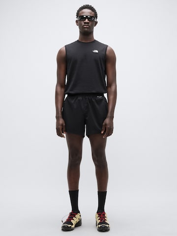 Tricou 'EVOLUTION SIMPLE DOME' de la THE NORTH FACE pe negru