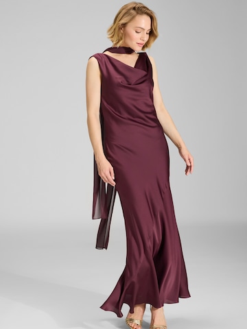 SWING Вечерна рокля в червено