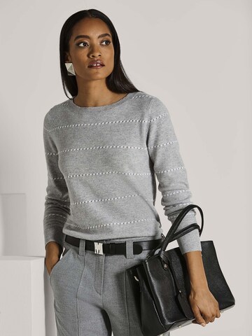 Pull-over MADELEINE en gris : devant