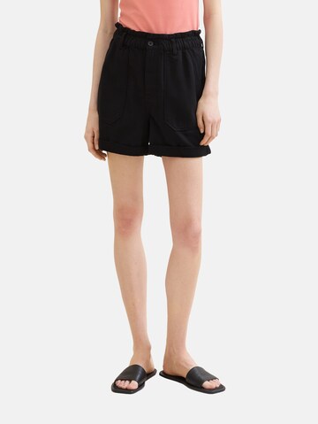 TOM TAILOR DENIM Regular Shorts in Schwarz: predná strana